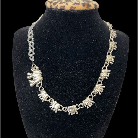 Vintage pewter elephants charm necklace/Choker - Picture 2 of 7